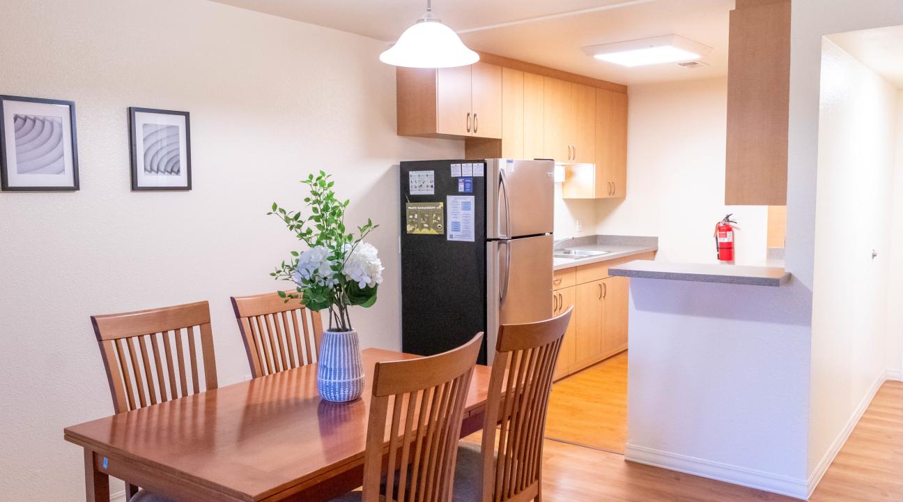 Cabernet Dining looking onto Kitchen