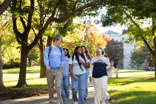 Students walking in group 